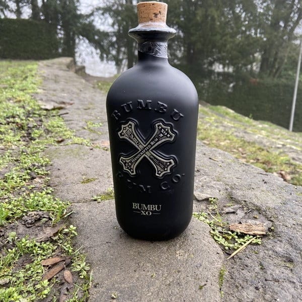 Coffret Bumbu XO Rum avec 2 verres